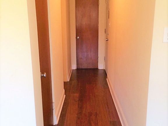 2nd image of 1306 Potomac Ave APT 1