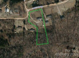 4043 Trout Pond Rd, Claremont, NC 28610