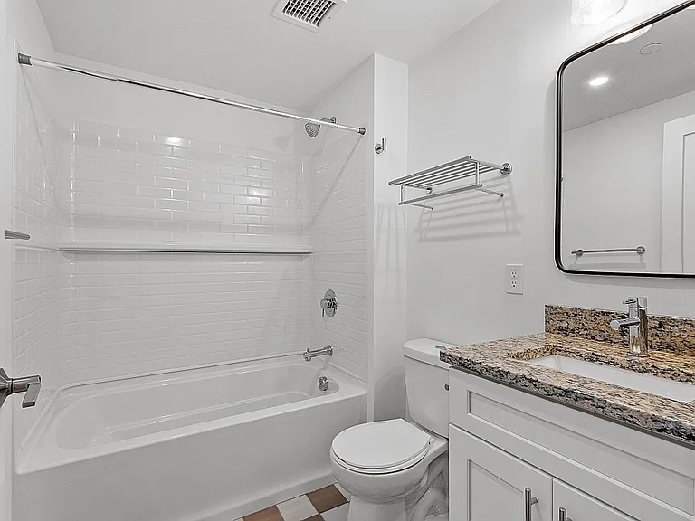 205 Summer St #5 — Photo 9
