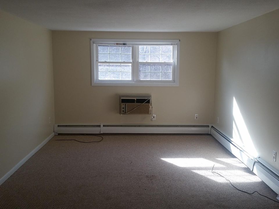 2nd image of 72 Goldthwaite Rd APT 9
