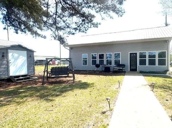 100 Sunset St, Centre, AL 35960