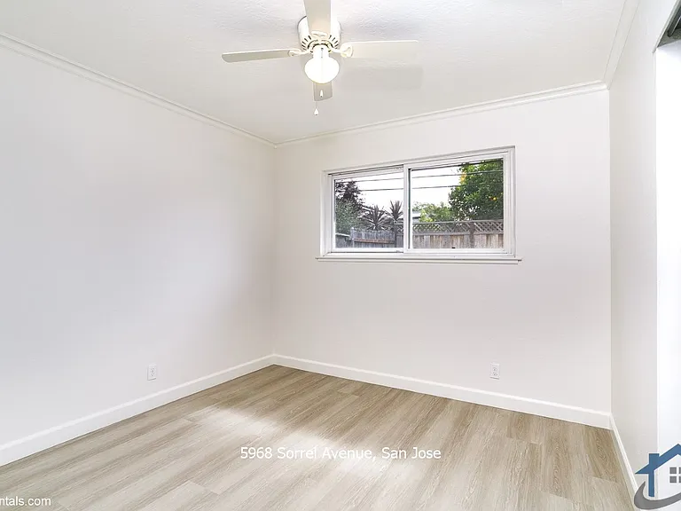 5968 Sorrel Ave — Photo 8