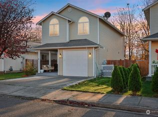 2619 Briarwood Cir, Mount Vernon, WA 98273
