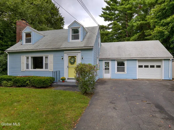 5 Crescent Terrace, Wynantskill, NY 12198