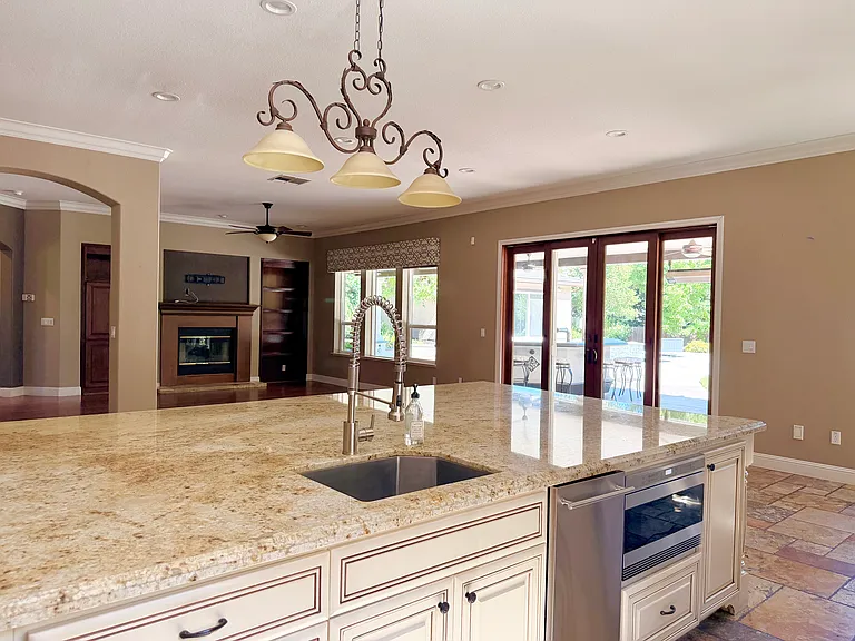 3474 Castle Creek Ct — Photo 12