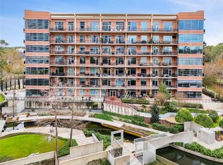 3 Waterway Ct APT 2B, Spring, TX 77380