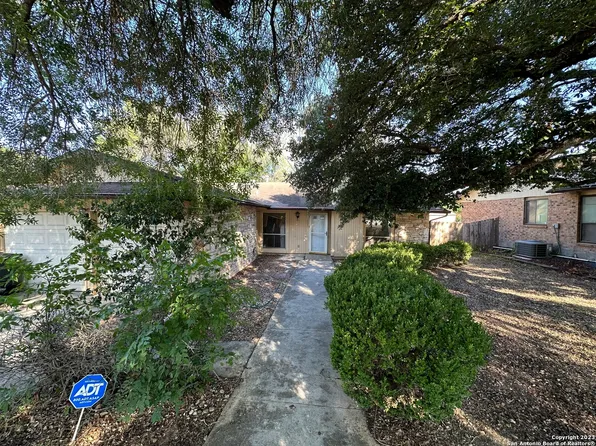 5635 FOUNTAINWOOD DR, San Antonio, TX 78233