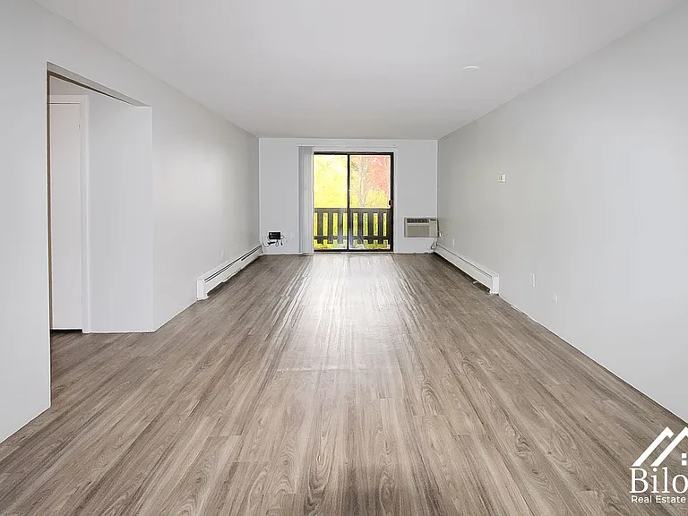 Hillside Terrace Apartments — Photo 165
