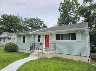 1190 Meriden Rd, Waterbury, CT 06705