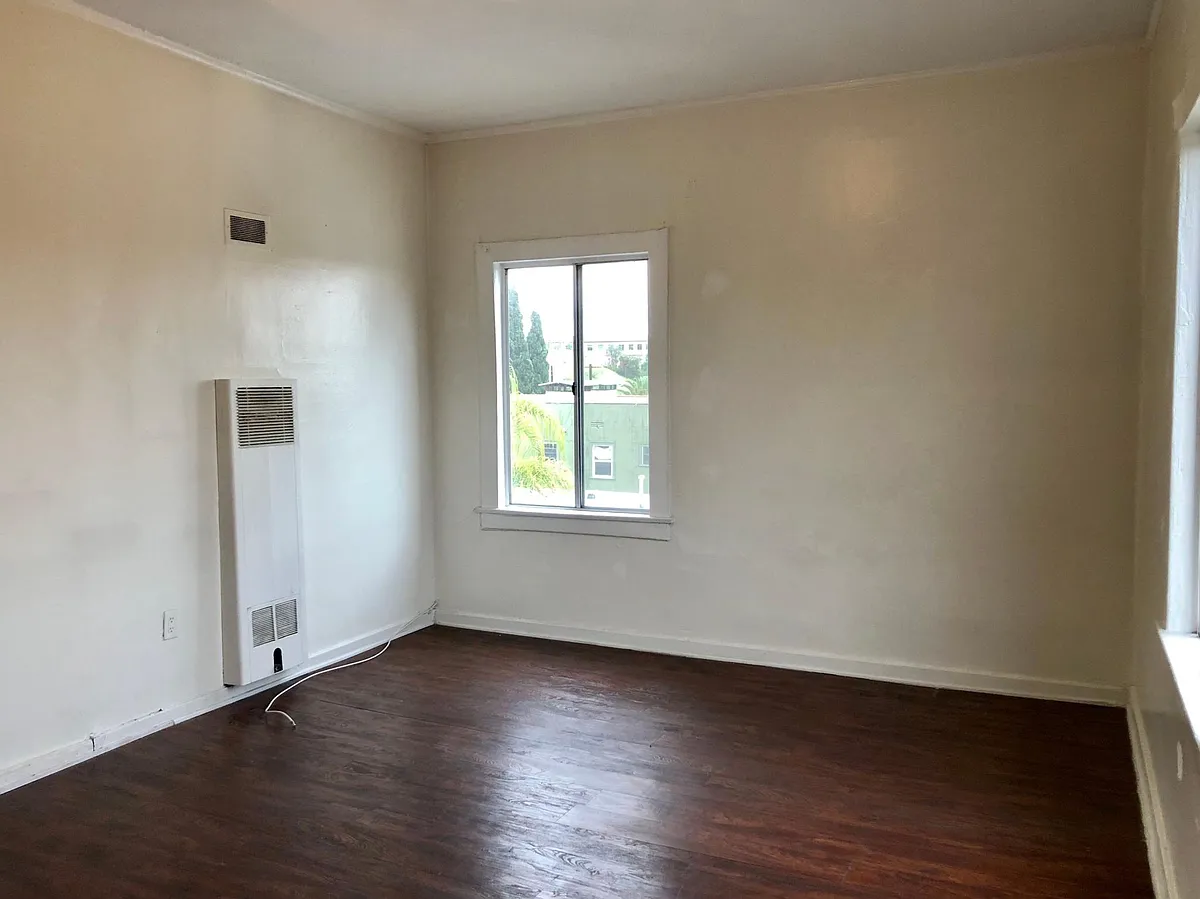 Building Photo - 631 Coronado Ter #14