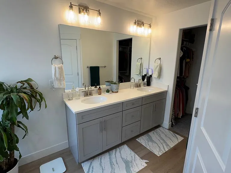 1434 W Boseman Way — Photo 10
