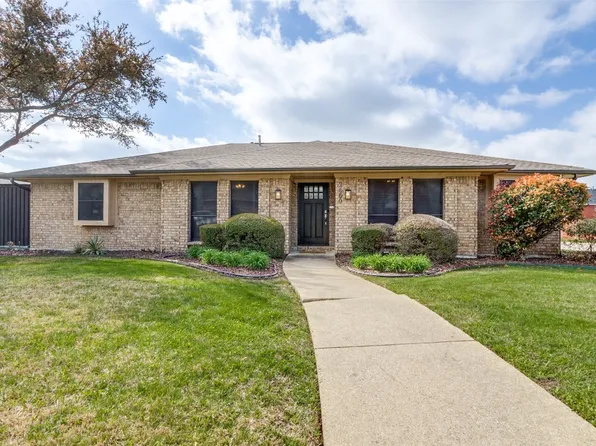 2600 Timberleaf Dr, Carrollton, TX 75006
