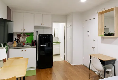 433 Cottage Home St Photo 1