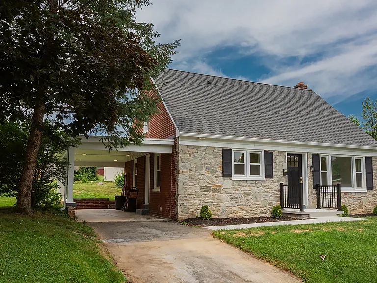 1307 Meadowcreek Ln — Photo 20