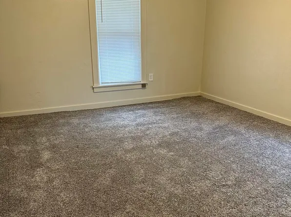 206 E Hammond St #4, Red Oak, IA 51566