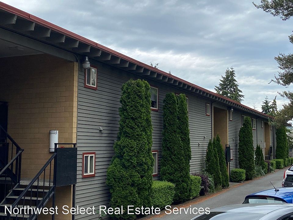 1st image of 12028 NE 8th St #6168518