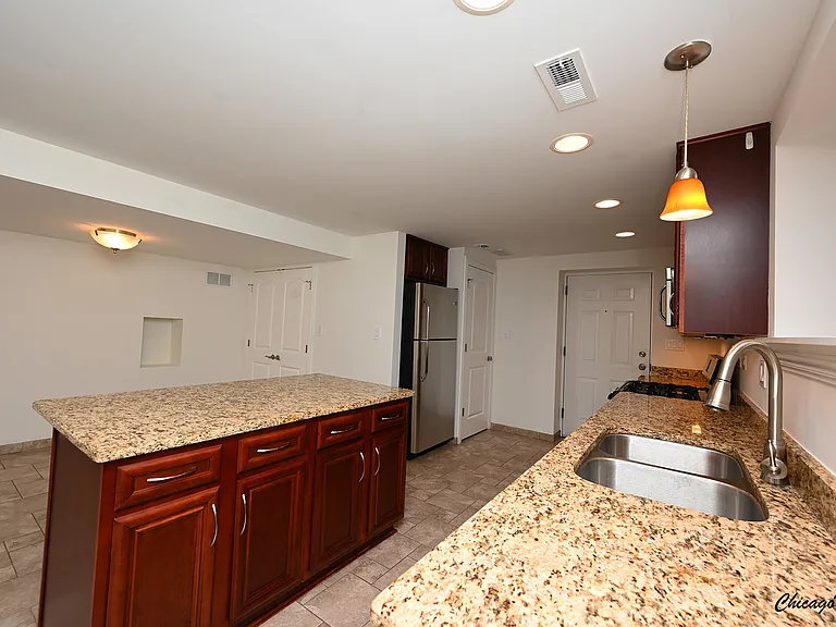 18 W Chestnut St #BR — Photo 12