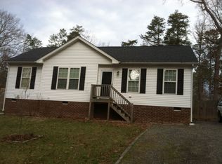 107 Hessian Dr, Ruther Glen, VA 22546