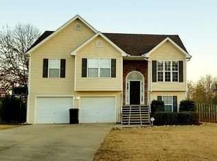 850 Broken Arrow Ln, Winder, GA 30680