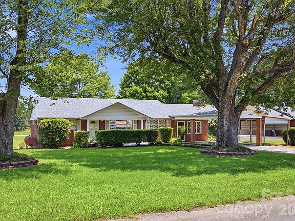 2nd image of 4110 Kendell Pl