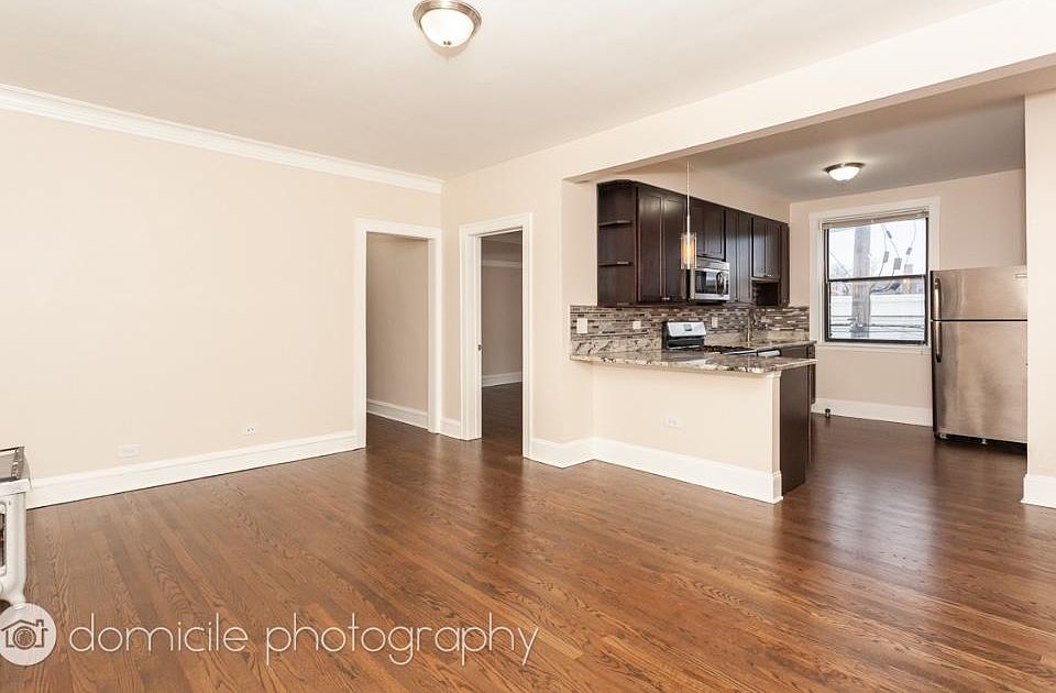 1st image of 4812 N Oakley Ave #O3