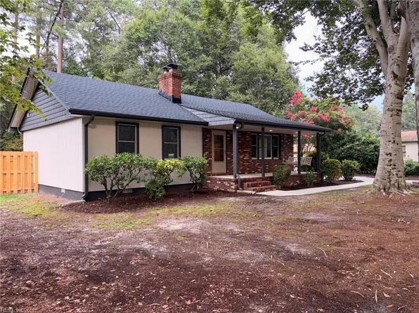 221 Rich Rd, Yorktown, VA 23693