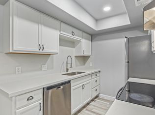2937 E Beck Ln APT 3, Phoenix, AZ 85032