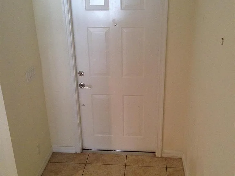 9680 Lago Dr #9680 — Photo 13