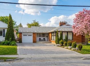 92 Rossland Rd E, Oshawa, ON L1G 2W3