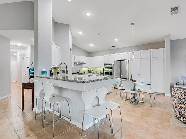 67361 N Laguna Dr — Photo 40