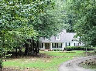 171 Overlook Valley Rd, Wetumpka, AL 36093