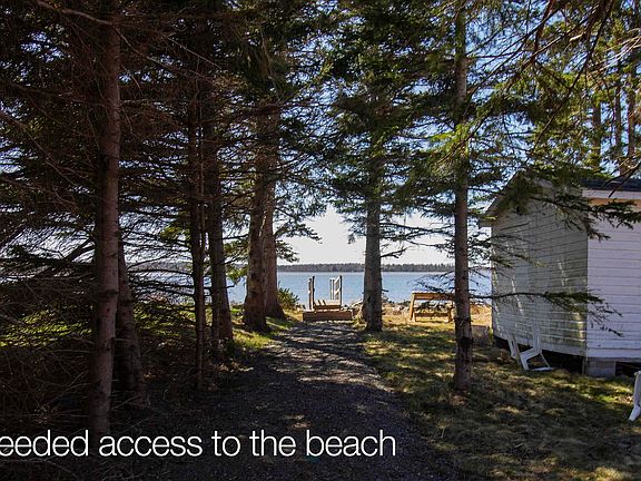 3rd image of 53 Jackson Point Rd