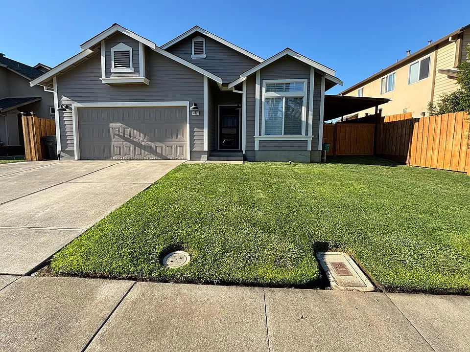 472 Somerville Cir