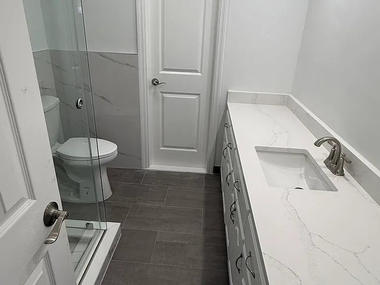 4755 NE 23rd Ave — Photo 9