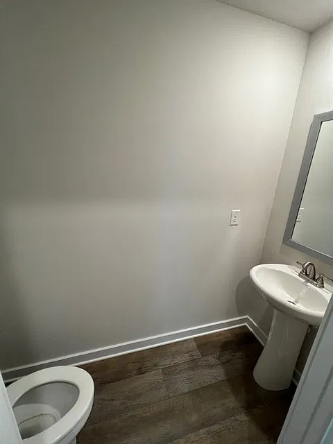 3420 Stonewall Ln — Photo 2