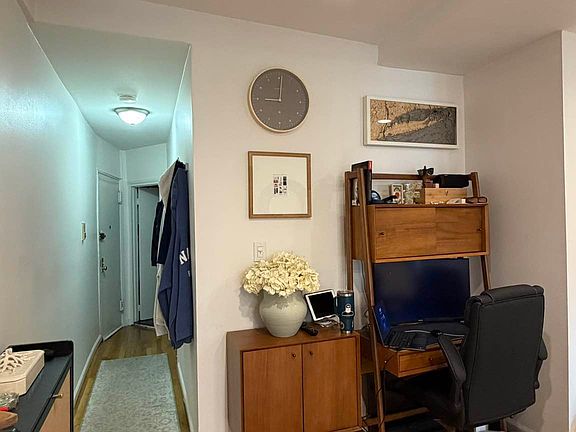 4th image of 265 Union St APT 1C