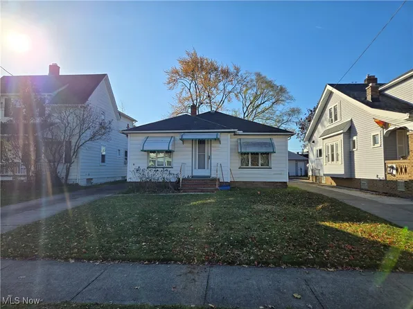 5701 Stickney Ave, Cleveland, OH 44144
