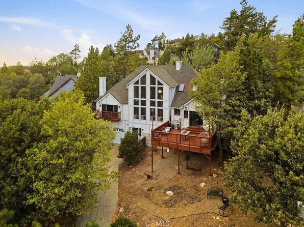 1216 Kodiak Dr, Lake Arrowhead, CA 92352