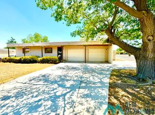 2407 Mountain View Dr, Carlsbad, NM 88220