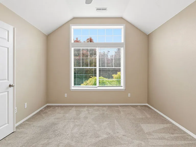 17208 SW Pleasanton Ln — Photo 14
