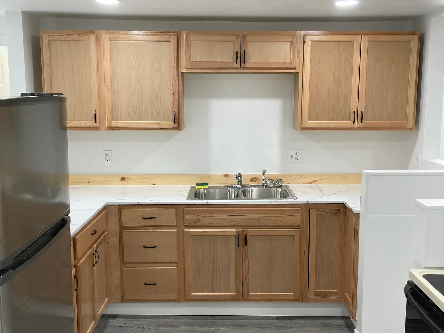 2 bed, 700 sqft, $1,400 — Photo 2