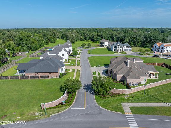 4th image of 205 Dunmore Ct
