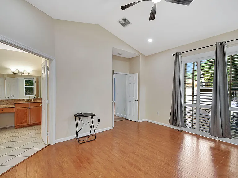 6172 Oak Bluff Way — Photo 9