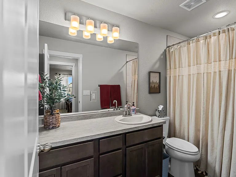 5204 Roundhouse Dr — Photo 22