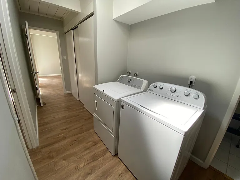 Eleanor Dr — Photo 5