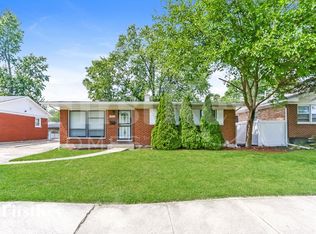 15612 Woodlawn East Ave, South Holland, IL 60473