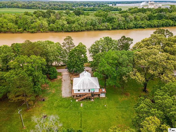 2nd image of 260 River Rd