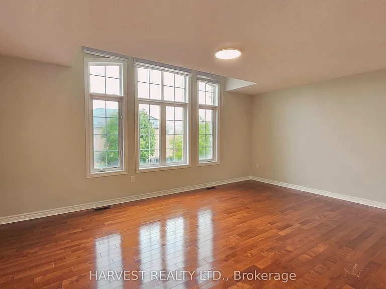 10 Walford Rd — Photo 11