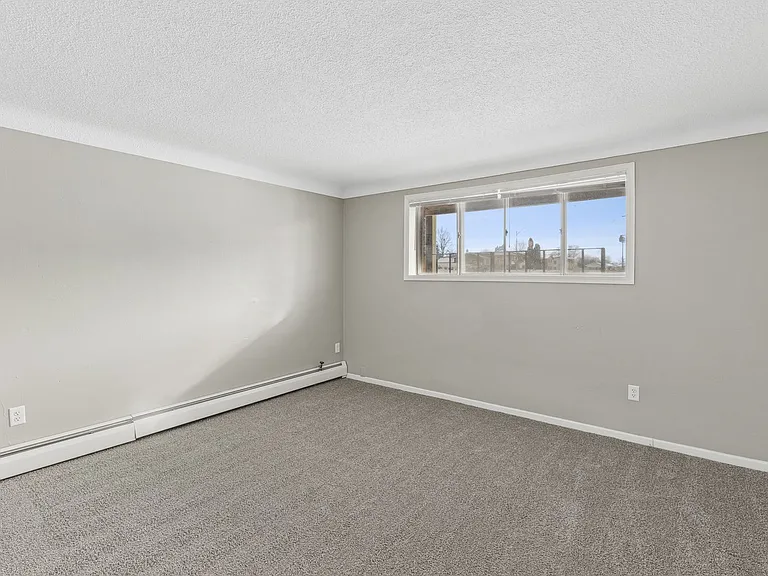 Elrose Apartments 1500 — Photo 41
