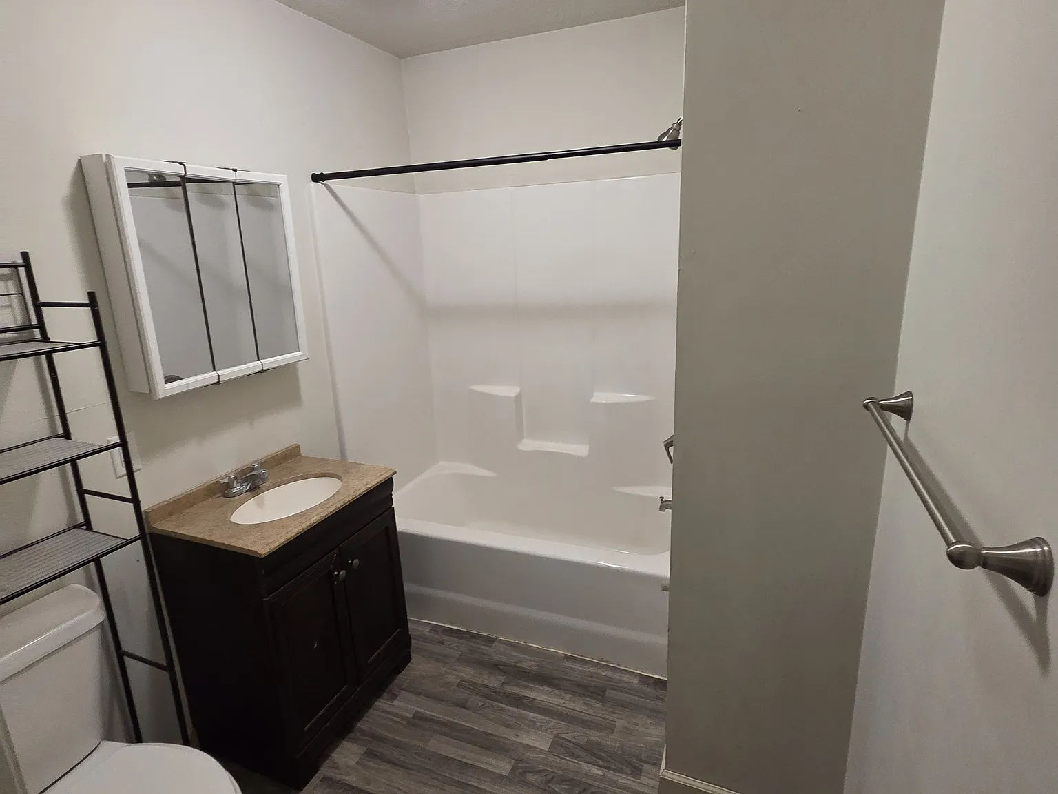 3 bed, 1287 sqft, $1,200 — Photo 3